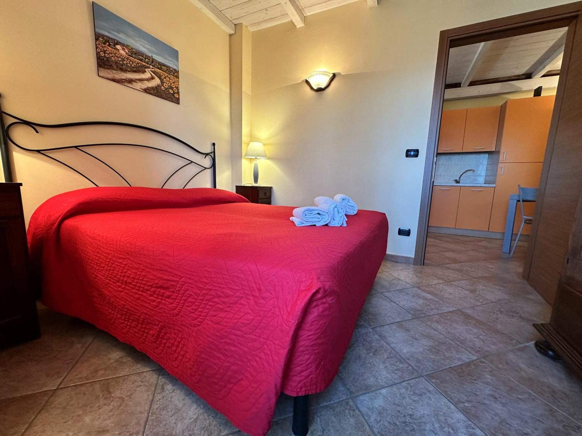 Agriturismo Cantine Bevione - Family Apartments Farigliano Екстер'єр фото
